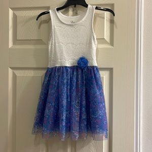 Girls dress